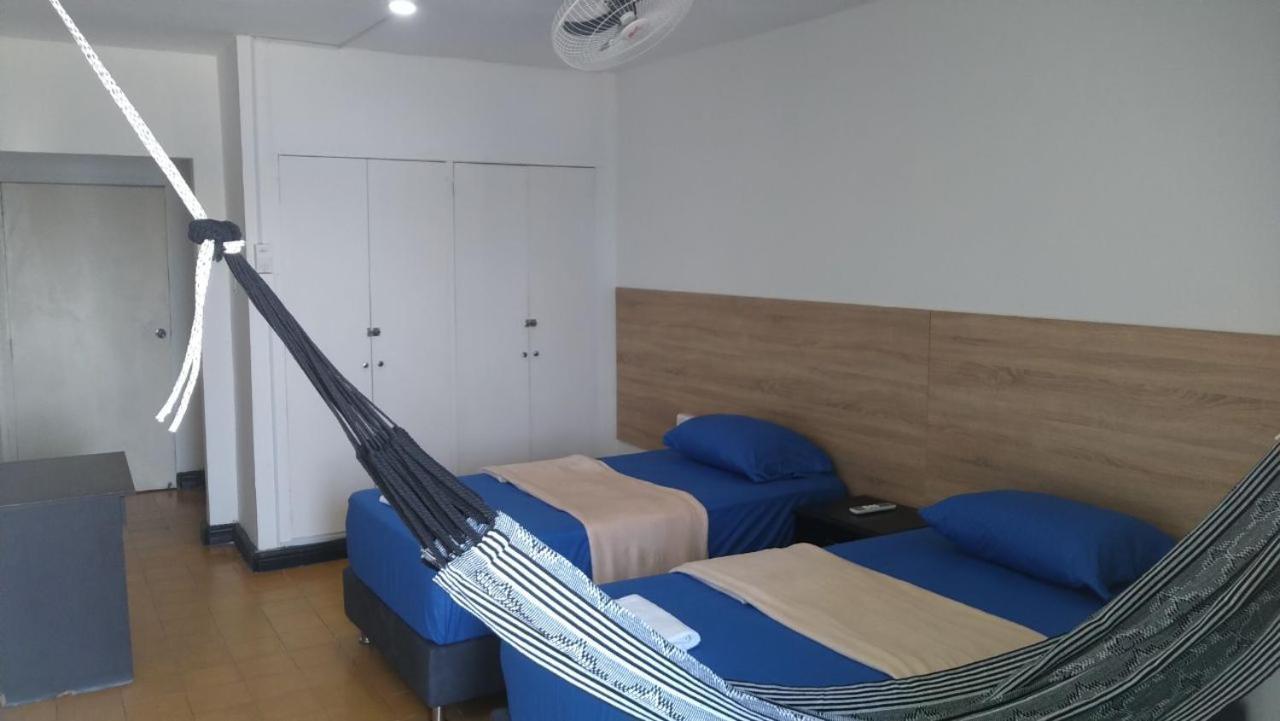 Panamerican Hostel Santa Marta  Buitenkant foto